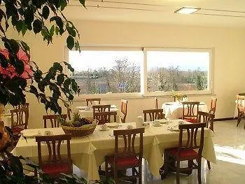 酒店 Nuova Barcaccia 佩斯基耶拉德加达